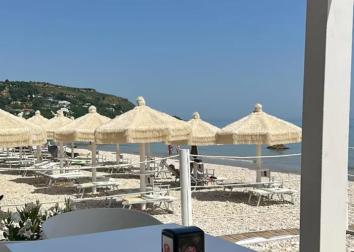 Roby Seahouse Apartament